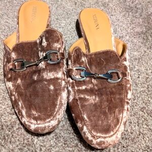 Crushed Velvet Dusty Rose Mules Size 7